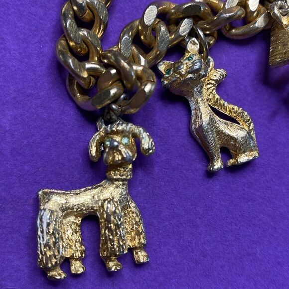 💛 Vintage Gold Plated Good Luck Charm Bracelet - Picture 3 of 4